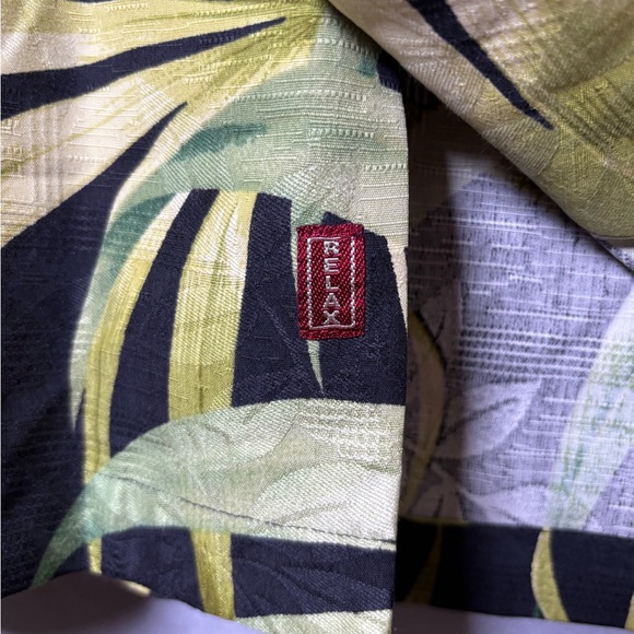 Tommy Bahama Green and Black Leaf Print Shirt - Picture 4 of 9